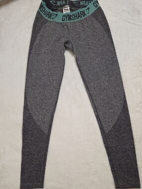 Gymshark Gray Low Rise Leggings with Teal Logo Waistband